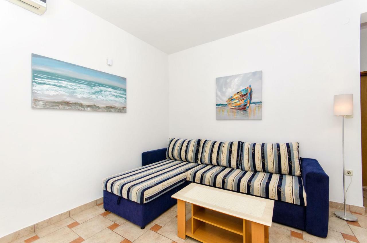 Apartments Marjan Brna Exterior foto